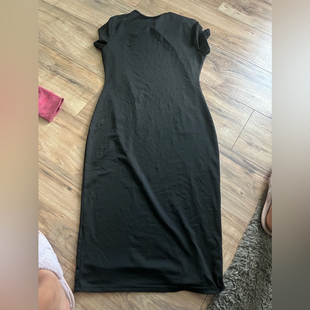 Black Maxi Dress 🖤